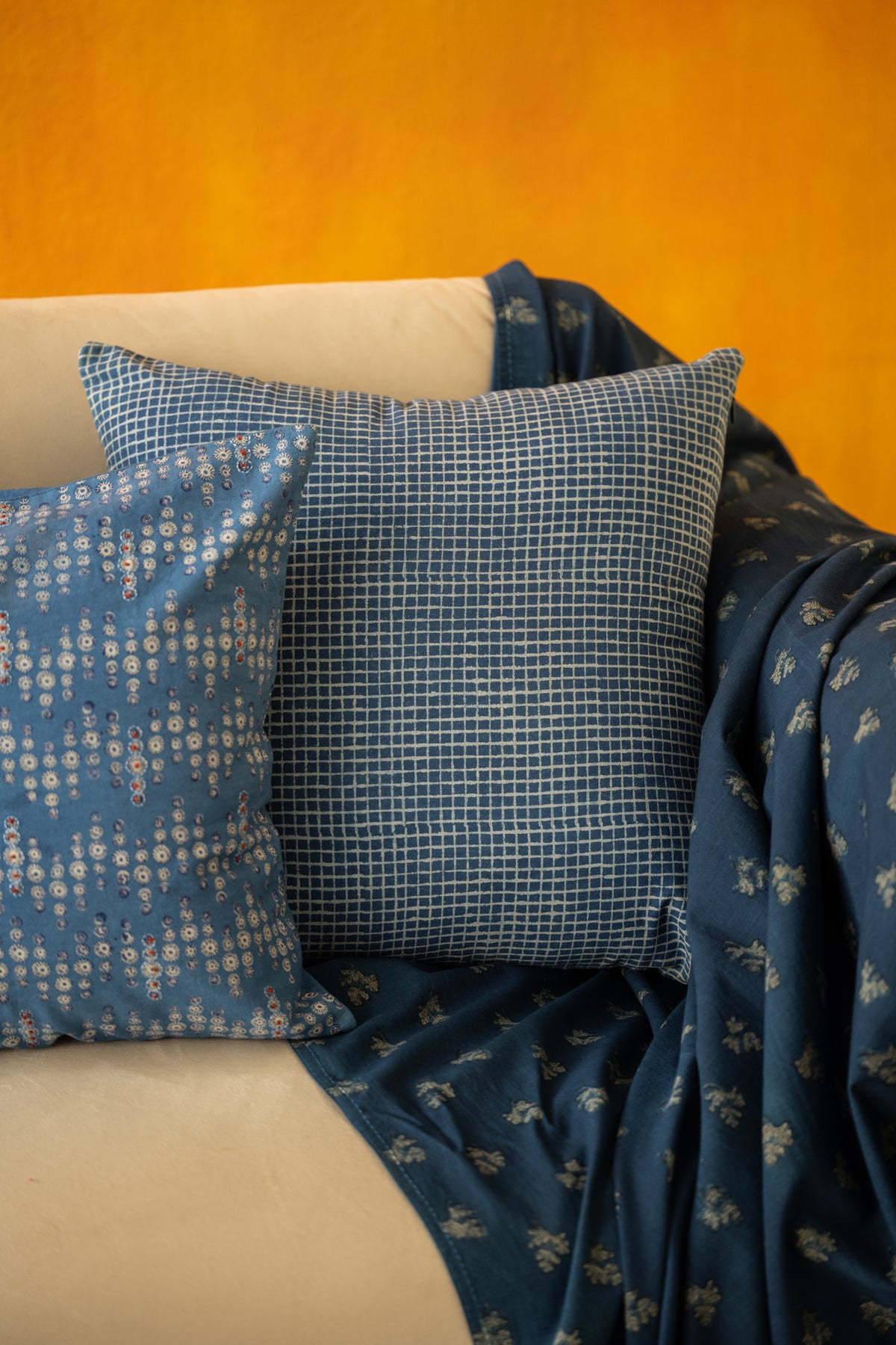 INDIGO GRID CUSHION