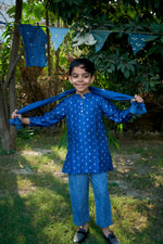 Small Buti Kurta